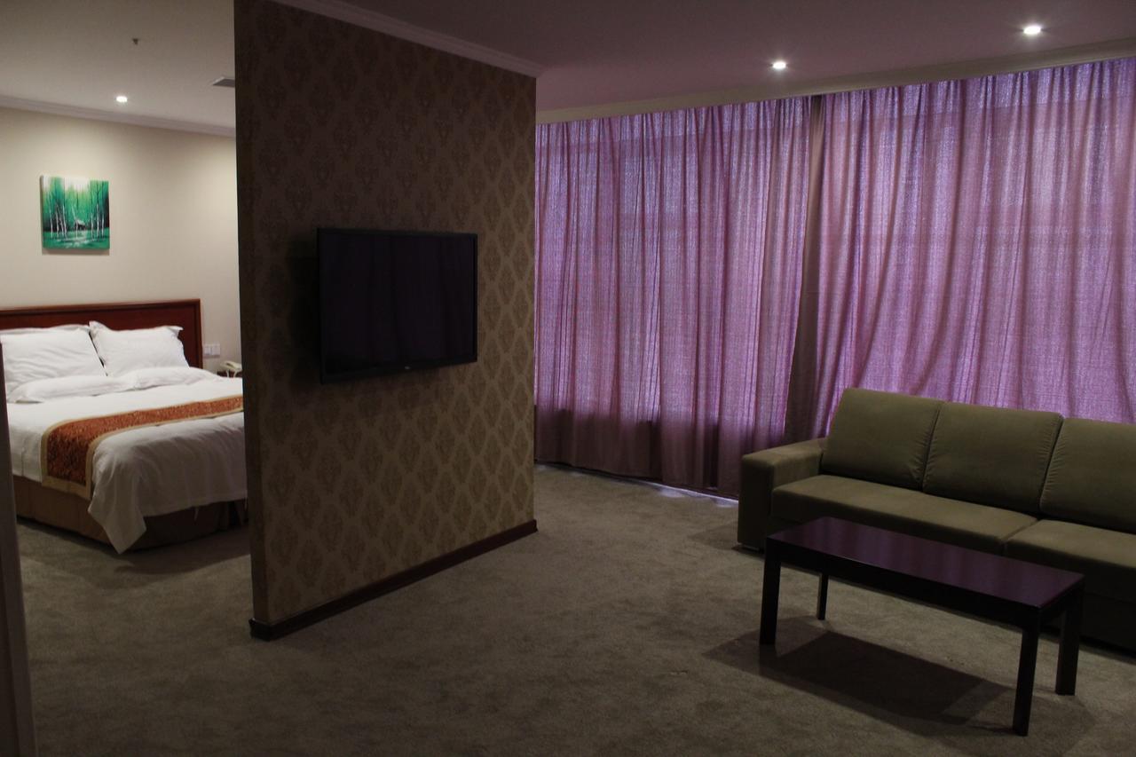 Greentree Inn Shanghai Jiading The South Of F1 Circuit Fangtai Hardware Market Express Hotel Extérieur photo